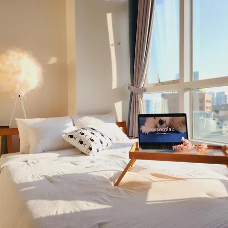 Seoul Apartment